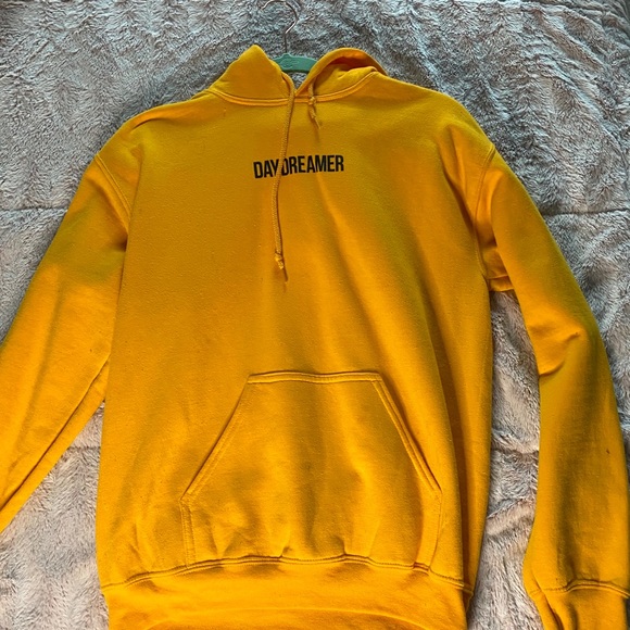 daydreamer sweater yellow